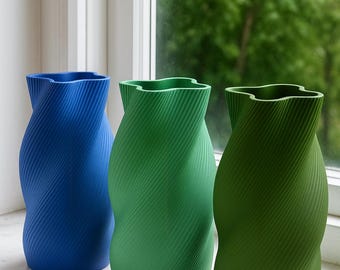 3D Printed Ribbed Vase: Modern Minimalist Home Decor