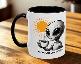 Taza de café alienígena - Gris, no verde, regalo para amantes de la ciencia ficción y el espacio