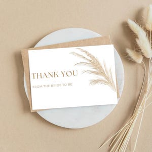 Merci de la future mariée de Zazzle.be Liste d'envies Vous avez des idées ? Merci | Future mariée | Fleur de la pampa séchée carte de vœux | Thème bohème | Blanc et or | Carte nuptiale de douche |