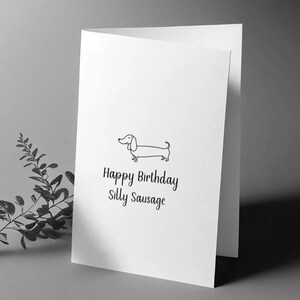 Alles Gute zum Geburtstag Dummerwurst | Geburtstagskarte | Dackel Poster | Lustige Karte | A6 bedruckte Karte | Gedruckt und versandt | Schnelle Lieferung