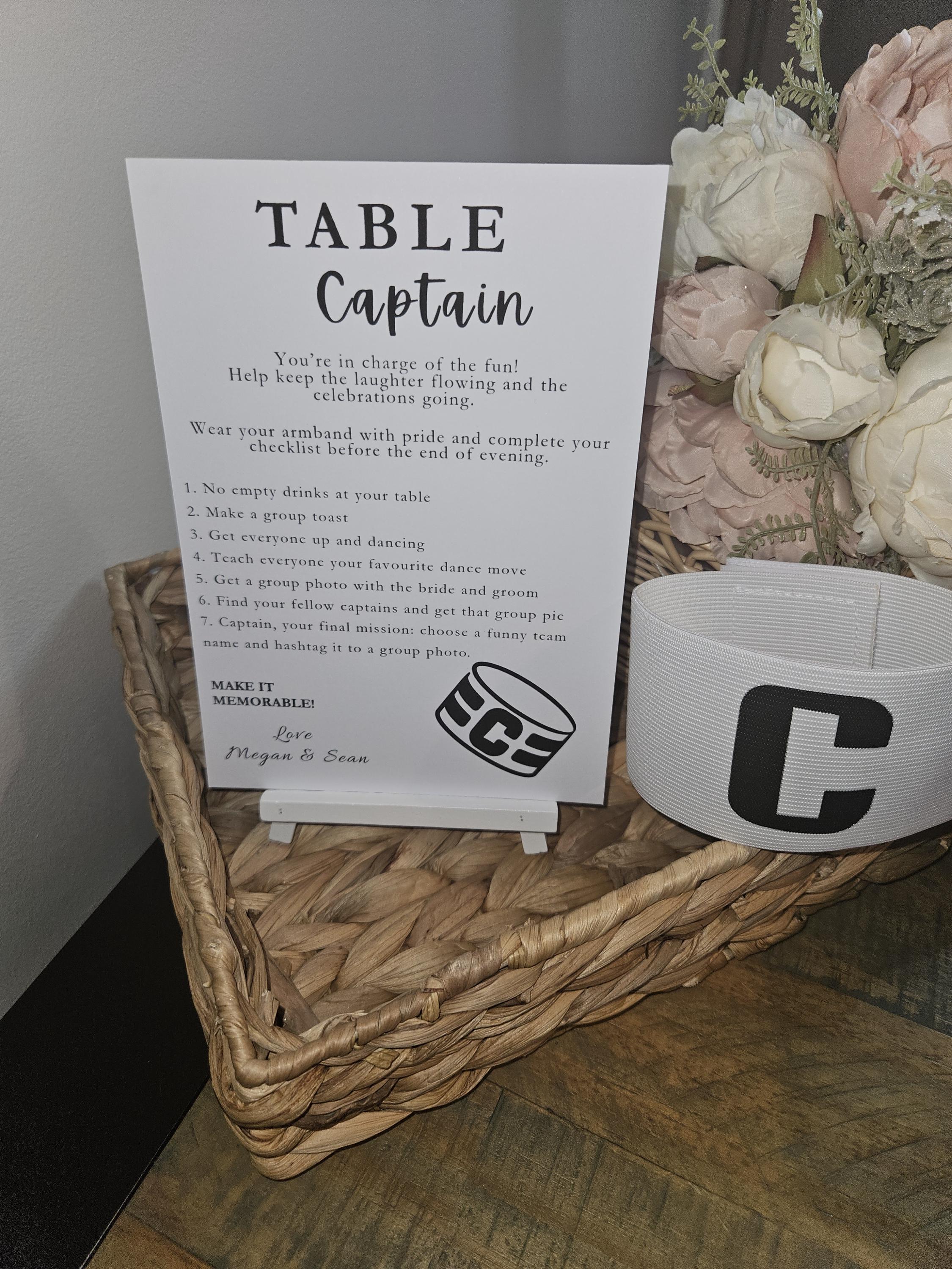 Table Captain Visual Wedding Captain Sign With Armband: Table Captain (A6/A5) - Etsy UK