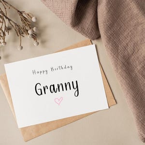 Buon compleanno nonna / Biglietti di buon compleanno / Biglietti per la nonna / Biglietti per lei / Nonna / Biglietti minimalisti / Stampa A6