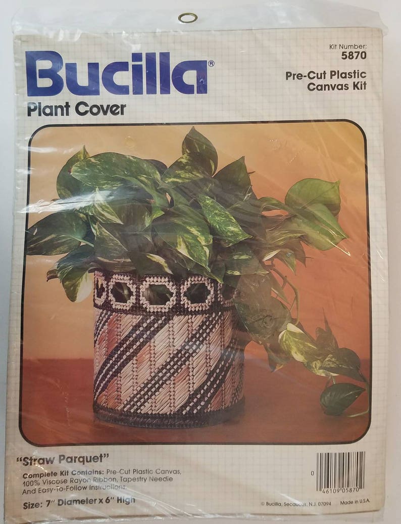 Bucilla Plastic Canvas Kit Plant Holder Planter Cover Complete Unopened NIP Straw Parquet
