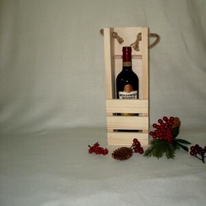 Wine box / Rustic wine box / birthday gift / wedding anniversary / engagement gift, love gift