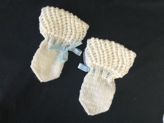 Hand Knitted Off White Wool Baby Socks & Mitt Set… - image 2