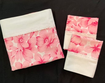 Retro Pink Flower Power Double Flat Sheet With Matching Pillowcases / Eyelet Trim