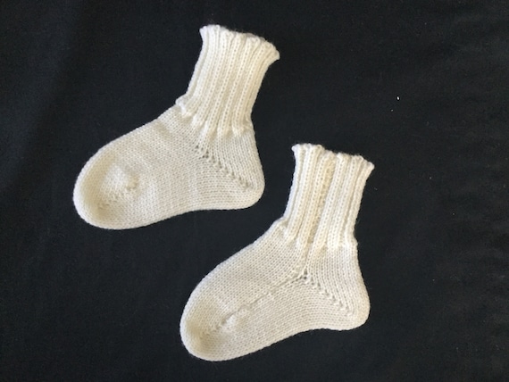 Hand Knitted Off White Wool Baby Socks & Mitt Set… - image 4