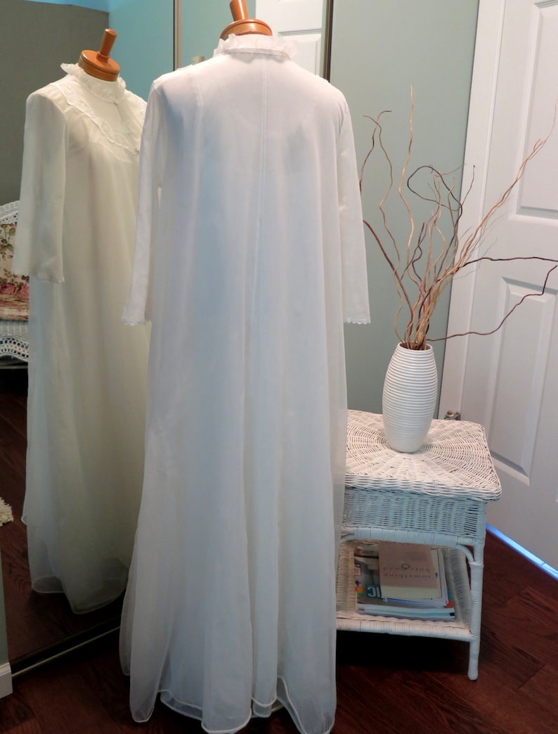 White Chiffon Wedding Peignoir Set