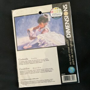 Dimensions Cinderella Kit 6825/ No Count Cross Stitch Kit/ 1999 / 7 x 5