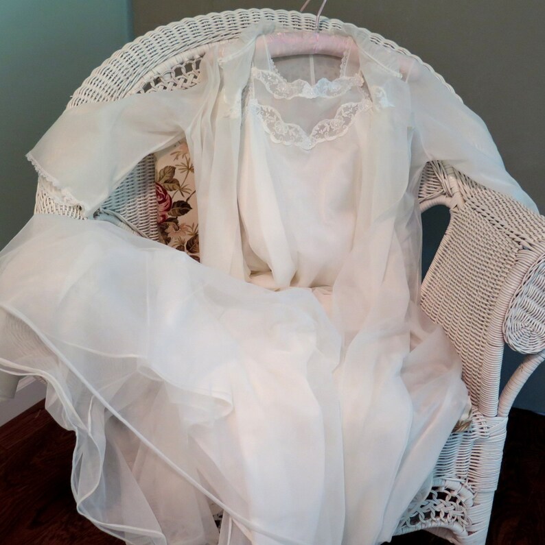 White Chiffon Wedding Peignoir Set