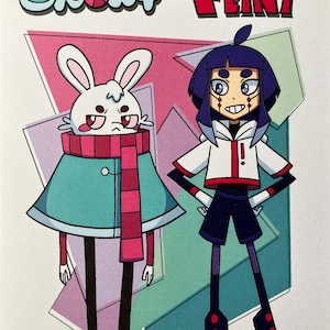 Puede incluir: Ilustración de dos personajes de dibujos animados, uno parecido a un conejo y el otro a una persona con pelo azul. El texto "Snowy & Flint" está en la parte superior. El conejo lleva una capa verde azulado y una bufanda rosa.