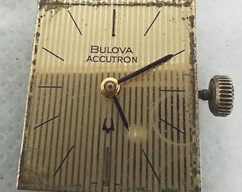 ビンテージ クォーツ ムーブメント Bulova Accutron 2210 USA 70 年代。