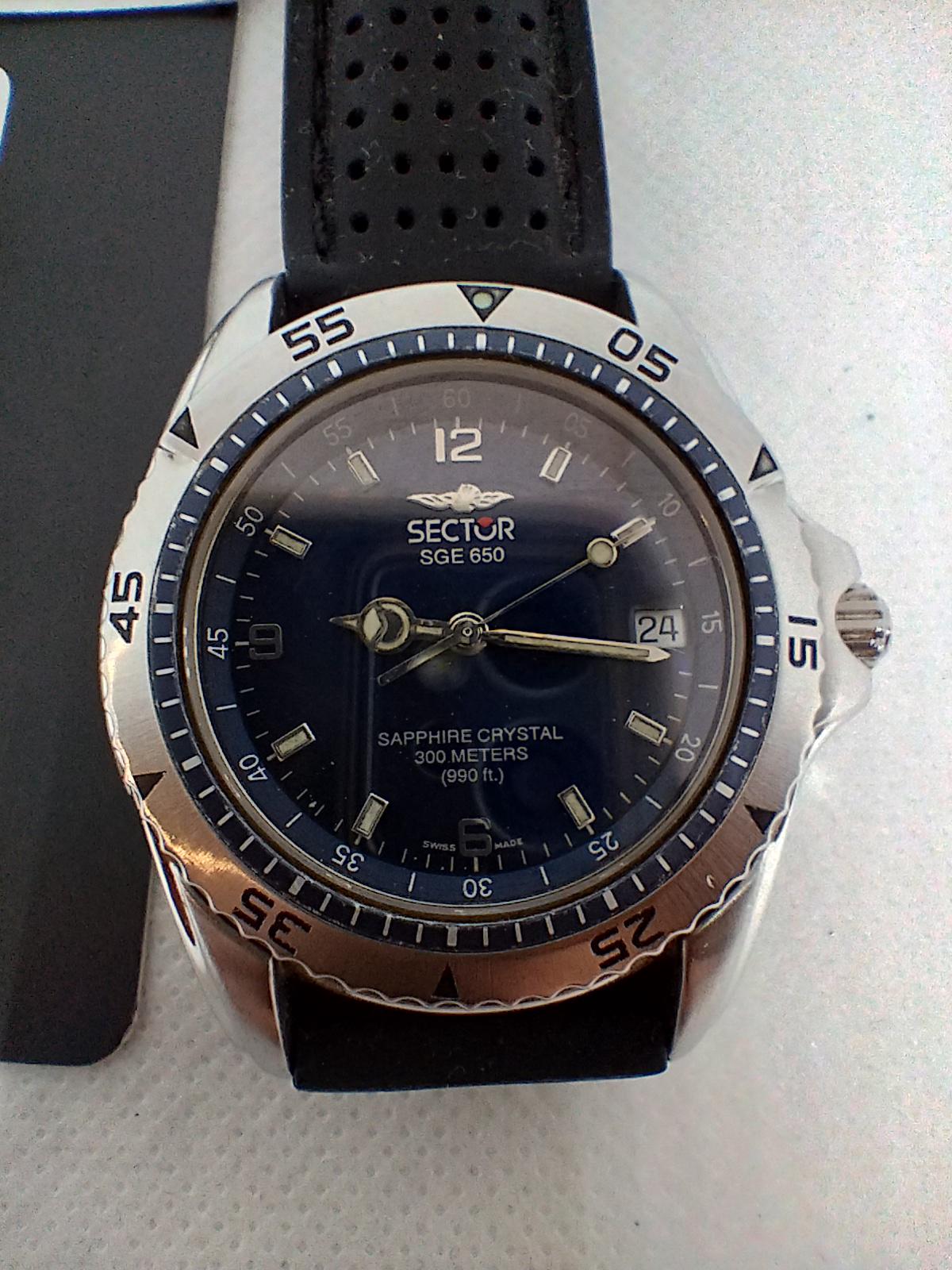 Montre Sector 200 Noire Et Orange Avec Fonction Date - Neuve, Avec étiquettes, Style Sportif Et Moderne