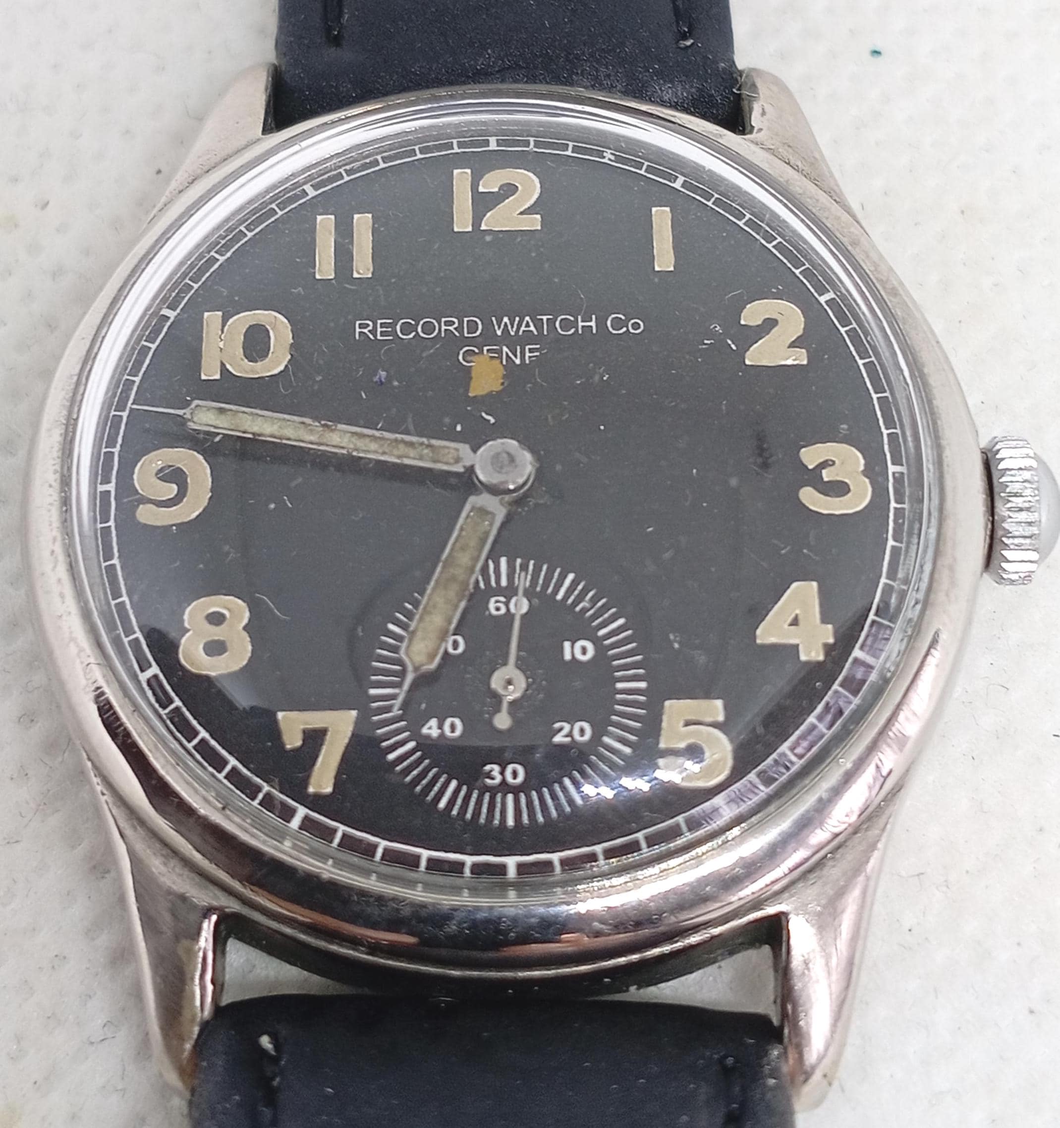 Vintage Military Record Watch Co GENF Ref. D 438947 H Made in