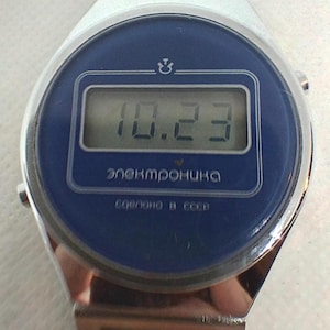 Vintage men&#39;s watch Elektronika 5 made in USSR 80&#39;s.