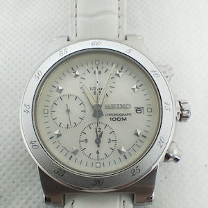 Unisexklocka Seiko Chronograph 100 M Quartz 7T92 - 0HD0 Tillverkad i Japan