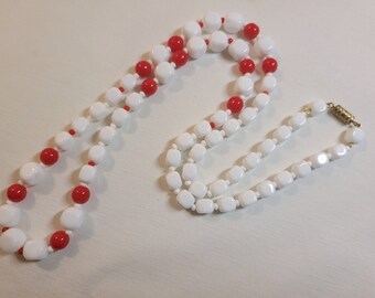 Vintage Red and White Glass Bead Necklace, 28"