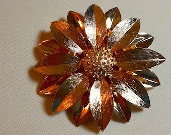 Vintage SARAH COV. Gold Tone Flower Brooch