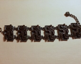 Vintage Brutalist Link Bracelet with Figural Design