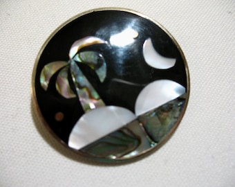 Vintage ALPACA MEXICO Abalone, Enamel and Mother of Pearl Brooch