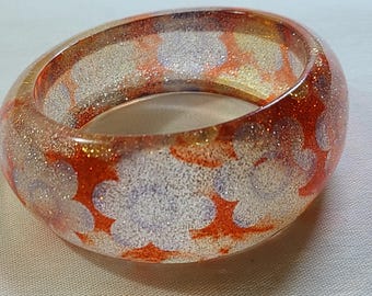 Vintage Chunky Red and Clear Lucite Bangle with Flowers and Glitter