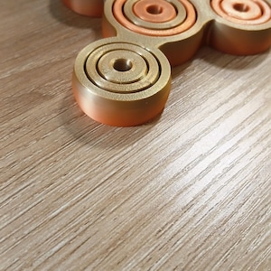 Fidget spinner