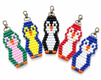 Handmade Pony Bead Penguin Keychain, Colorful Bag Charm, Retro Beaded Animal Accessory
