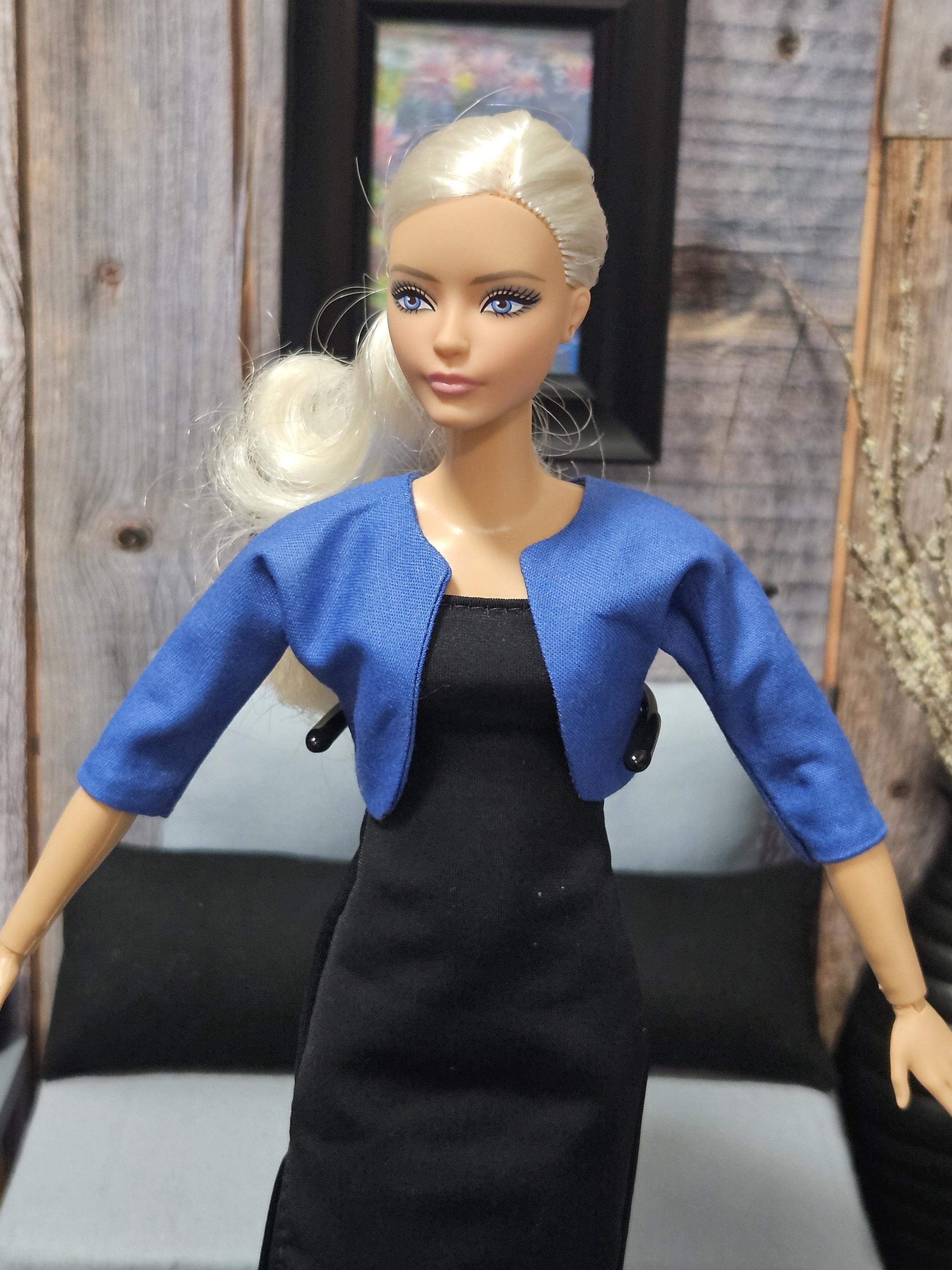 Vêtement Pour Poupée Barbie - Blouson Bleu Kaki Avec Fourrure Aux Poignets - Occasion