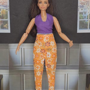 Retro Floral Doll Outfit: Slacks and Reversible Top for Curvy