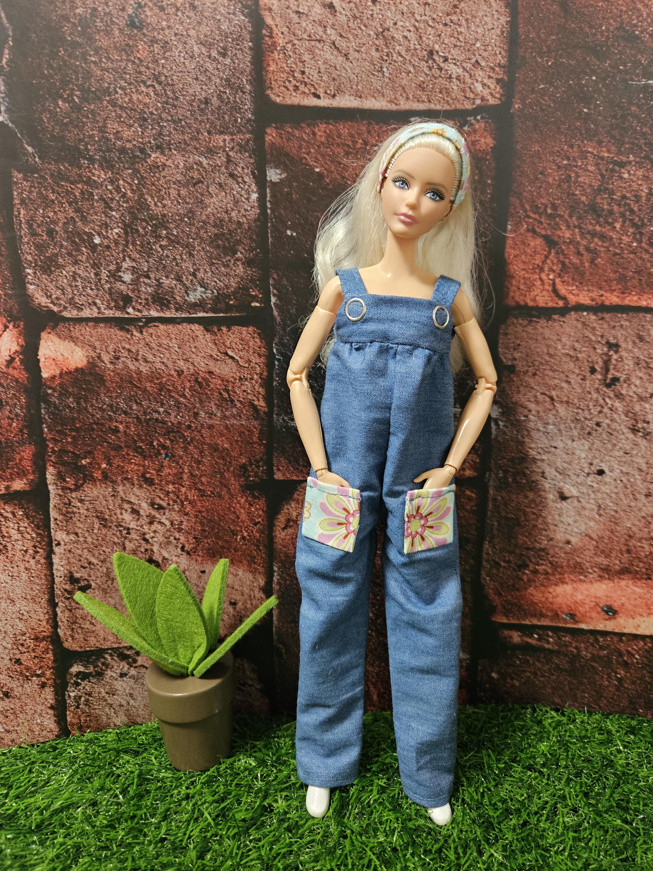 Handgemaakte overall met strapless topje en hoofdband voor 11,5-inch modepoppen zoals Barbie