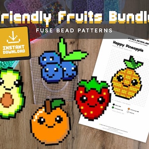 Könnte beinhalten: Pixel-Art-Muster von Früchten, darunter eine Avocado, Blaubeeren, eine Orange, eine Erdbeere und eine Ananas. Das Bild enthält ein Blatt mit einem Ananas-Muster und den Text "Friendly Fruits Bundle" und "Instant Download".