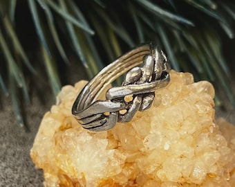 Celtic Style Ring Size 8 Antique Sterling Silver Plated Pewter