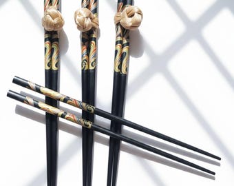 Japanese Chopsticks | Colourful Dragon Pattern Design | Gold Knot Rest | Black Lacquer