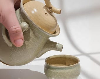 Handmade Japanese Kyusu Teapot Set, Celadon Stoneware Teapot with Cup