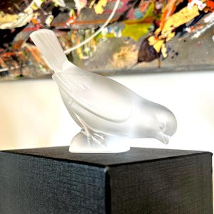 Signed Lalique Crystal Bird – Frosted Glass Figurine | Elegant French Art Glass