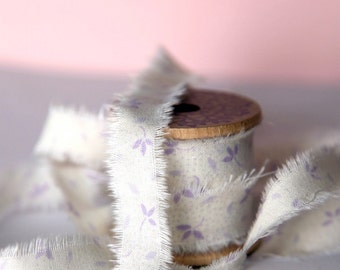 Frayed fabric ribbon (adhesive) - LILAC