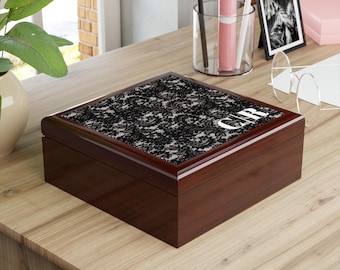 Sieradendoos met kant- en bloemenpatroon | Gepersonaliseerde houten doos met gravure