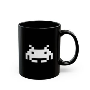 Retro Space Invaders Mug, Cool Gift, 70s, Nostalgia, 80s Arcade, Video Game, Gamer, Classic