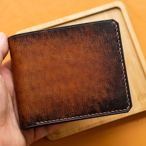 Cartera de cuero teñida a mano para hombre. Una declaración de su estilo único. Cartera de cuero para hombre hecha a mano.