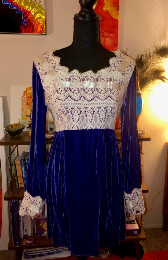 Medium 1960's 1970's Hippie Boho Mod Psychadelic V