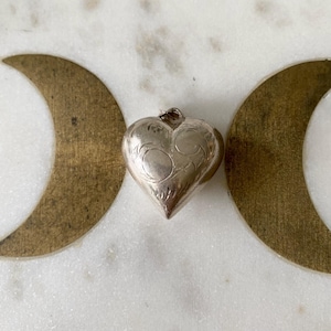 Vintage geätzter Sterlingsilber-Herzanhänger, gekennzeichnet mit 925