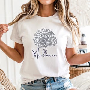Mallorca T Shirt, JGA Party Outfit – Mädelsurlaub Gruppenreisen Shirt für Junggesellinnenabschied & Urlaubsliebhaber