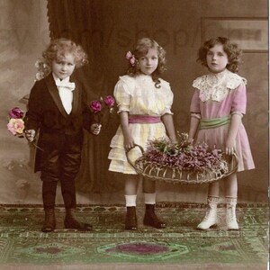 Old French Postcard - Children with Flowers