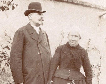French Antique Photo - Old Couple