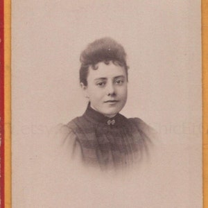 フランスのアンティーク写真 / Carte de Visite (CDV) - 若い女性