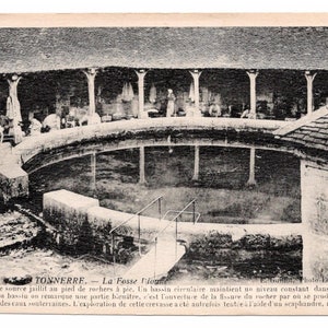 Unused French Vintage Postcard - Fosse Dionne, Tonnerre, France