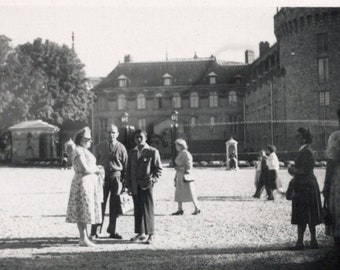 Vintage French Photo - Sightseers