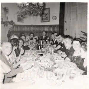 Photo française des années 50 - Repas de Noël