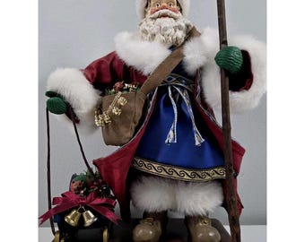 Papá Noel ruso antiguo de la colección "Papás Noel de todo el mundo", de los grandes almacenes de mayo de 1994.