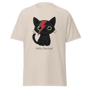 Cat as David Bowie Tshirt. Alter Ego Ziggy Stardust - High Resolution and Great Quality